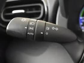 Toyota Yaris thumbnail 15
