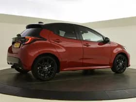 Toyota Yaris thumbnail 2