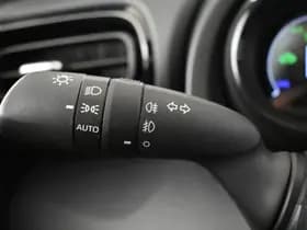 Toyota Yaris thumbnail 16