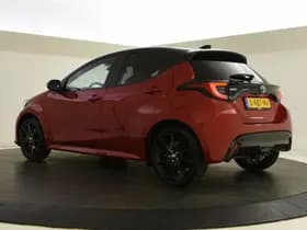 Toyota Yaris thumbnail 6