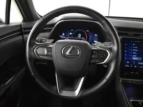 Lexus LBX thumbnail 13