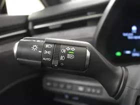 Lexus LBX thumbnail 15
