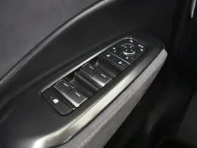 Lexus LBX thumbnail 26