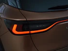 Lexus LBX thumbnail 10