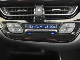 Toyota C-HR thumbnail 23