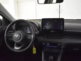 Toyota Yaris thumbnail 4