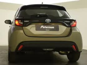 Toyota Yaris thumbnail 8