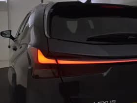 Lexus UX thumbnail 19