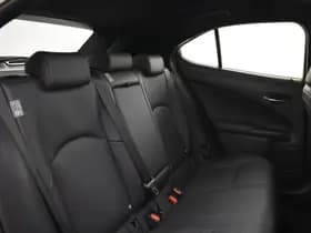Lexus UX thumbnail 21