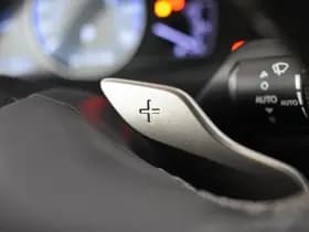 Lexus UX thumbnail 26