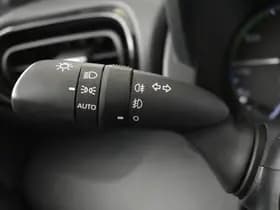 Toyota Yaris thumbnail 15