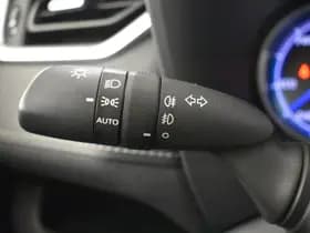 Toyota RAV4 thumbnail 13