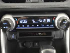 Toyota RAV4 thumbnail 20