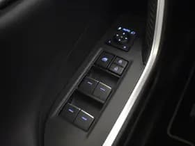Toyota RAV4 thumbnail 23