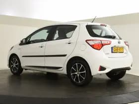 Toyota Yaris thumbnail 2