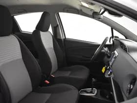 Toyota Yaris thumbnail 3