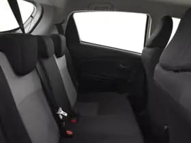 Toyota Yaris thumbnail 23