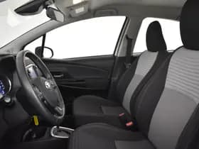 Toyota Yaris thumbnail 9