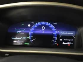 Toyota Corolla thumbnail 14