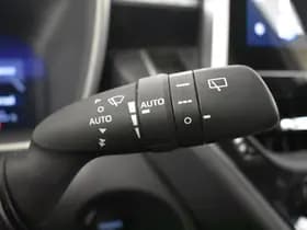 Toyota Corolla thumbnail 15