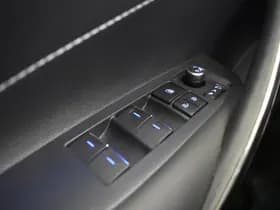 Toyota Corolla thumbnail 28