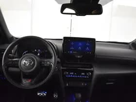Toyota Yaris Cross thumbnail 4