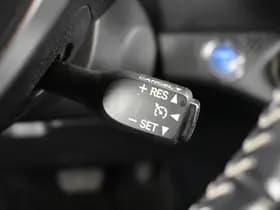 Toyota Yaris thumbnail 13