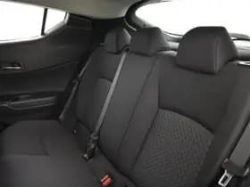 Toyota C-HR thumbnail 12