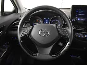Toyota C-HR thumbnail 13