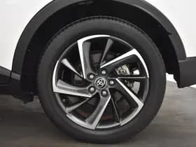 Toyota C-HR thumbnail 29
