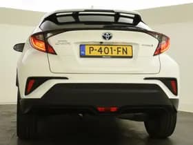 Toyota C-HR thumbnail 9