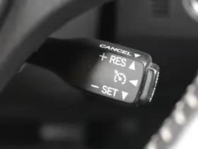 Toyota Auris thumbnail 16