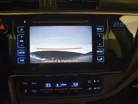 Toyota Auris thumbnail 18