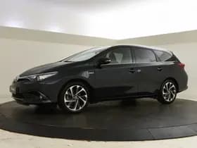 Toyota Auris thumbnail 5