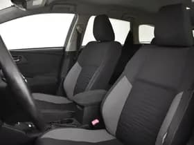 Toyota Auris thumbnail 9