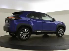 Toyota Yaris Cross thumbnail 2