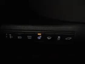 Toyota Corolla thumbnail 22