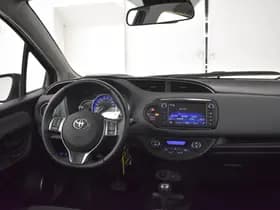 Toyota Yaris thumbnail 3