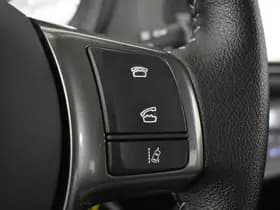 Toyota Yaris thumbnail 24