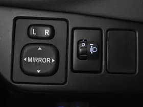 Toyota Yaris thumbnail 27