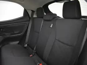 Toyota Yaris thumbnail 18