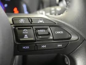Toyota Yaris thumbnail 26