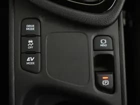 Toyota Yaris thumbnail 27