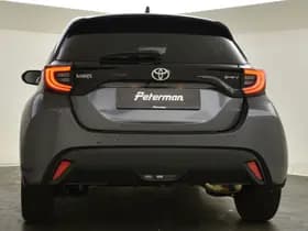 Toyota Yaris thumbnail 8