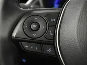 Toyota Corolla thumbnail 15