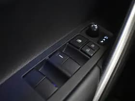 Toyota Corolla thumbnail 26