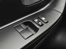 Toyota Yaris thumbnail 21