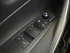 Toyota Corolla thumbnail 26