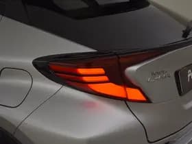 Toyota C-HR thumbnail 17