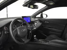 Toyota C-HR thumbnail 19